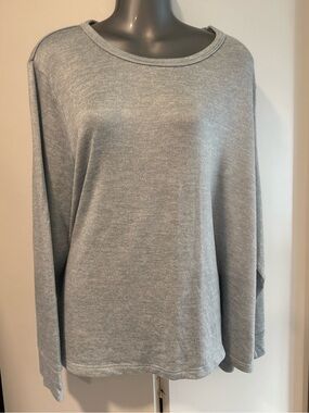 Light Blue Gray Women's Long-Sleeve Pullover 2x Top Super Soft